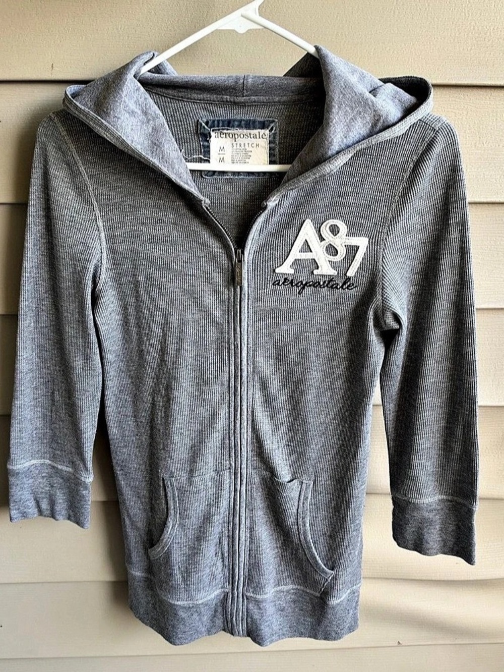 Aeropostale Women’s Zip Hoodie Size M Gray Waffle Knit Thermal Y2K Logo Fitted